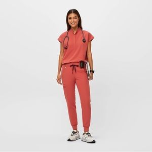 FIGS Rafaela Clay Oversized Scrub Top Small
